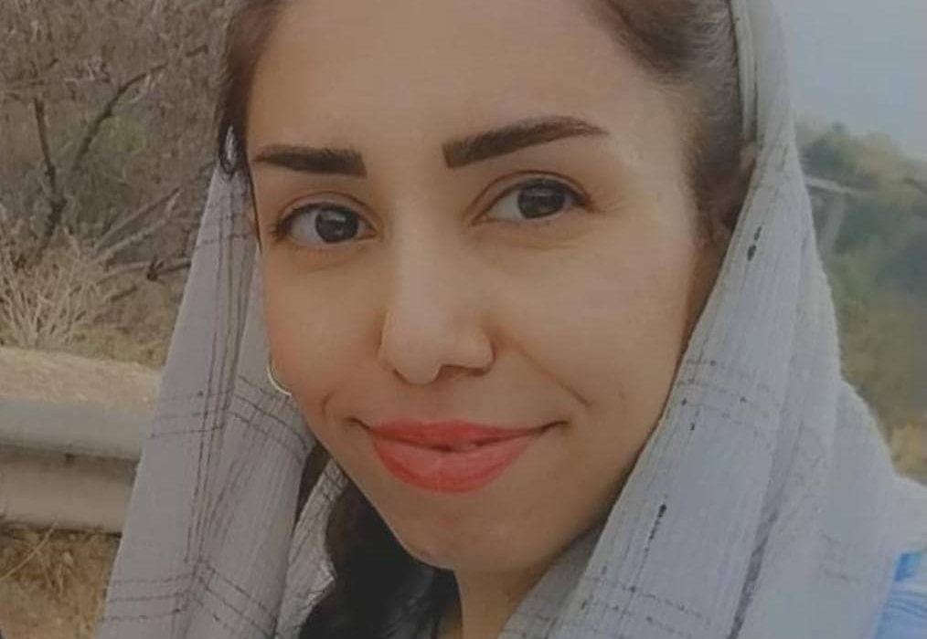 اثری از سحر قهرمانی از شاعران انتشارات حوزه مشق