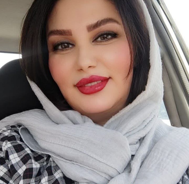 اثری از رویا ابراهیمی از شاعران انتشارات حوزه مشق