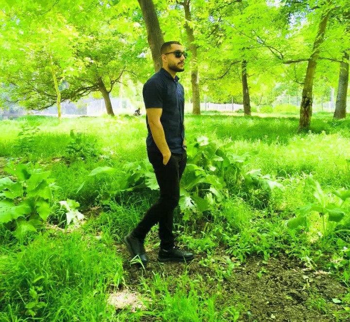 اثری از سید مصطفی احمدی از شاعران انتشارات حوزه مشق