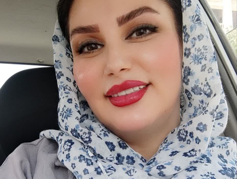 اثری از رویا ابراهیمی از شاعران انتشارات حوزه مشق