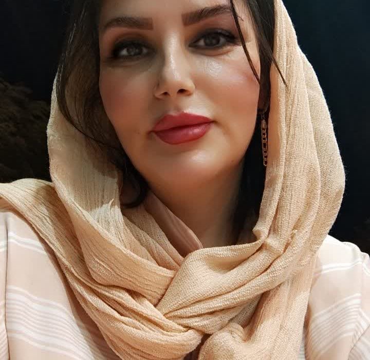 اثری از رویا ابراهیمی از شاعران انتشارات حوزه مشق