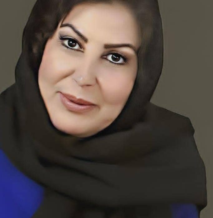 آرزو آذری‌فر بانویی که واژه را به زلال اشک و آتش دل آغشته کرد