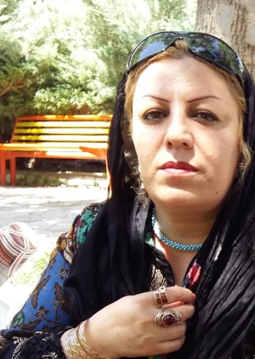 شمسی چاوشانی بانویی که واژه‌ها را با دلش می‌نویسد