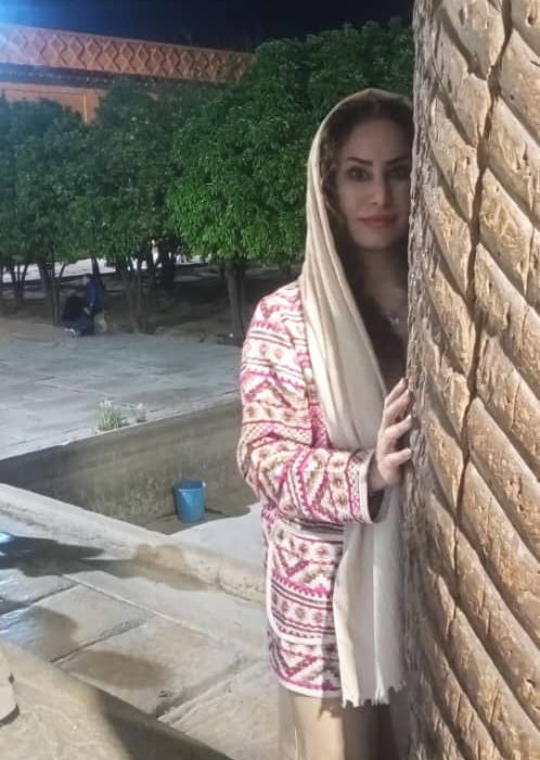 بانویی که صدایش زندگی را صدا می‌زند؛ فاطمه جعفری، بانوی واژه‌ها و واژه‌ساز صدا