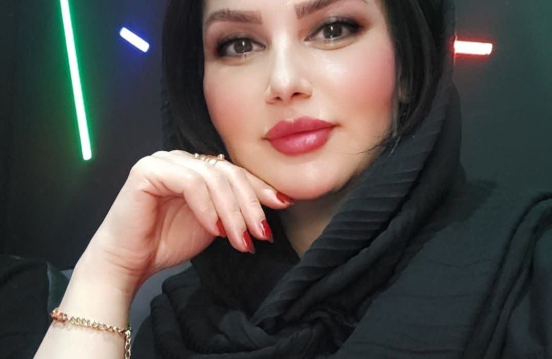 اثری از رویا ابراهیمی از شاعران انتشارات حوزه مشق