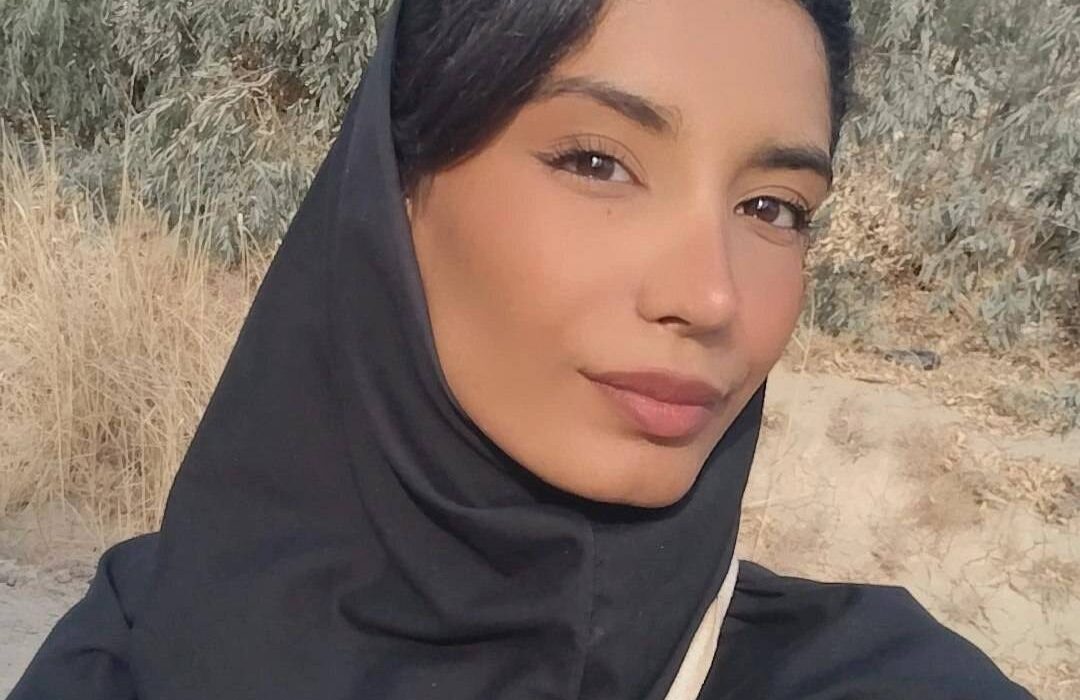 اثری از آتنا حق شناس از نویسندگان انتشارات حوزه مشق