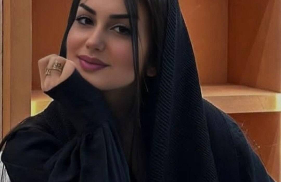 اثری از شکوفه رضایی دولت آبادی از شاعران انتشارات حوزه مشق